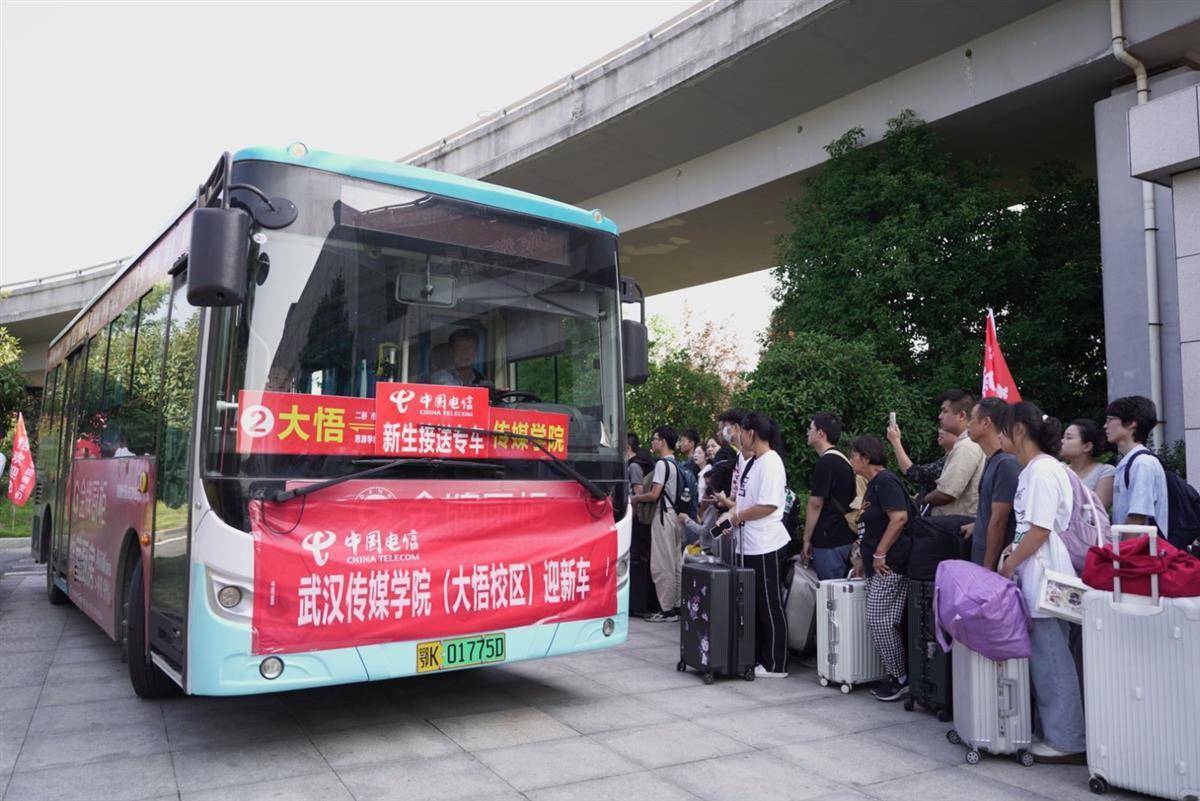 欢乐炸三张app
